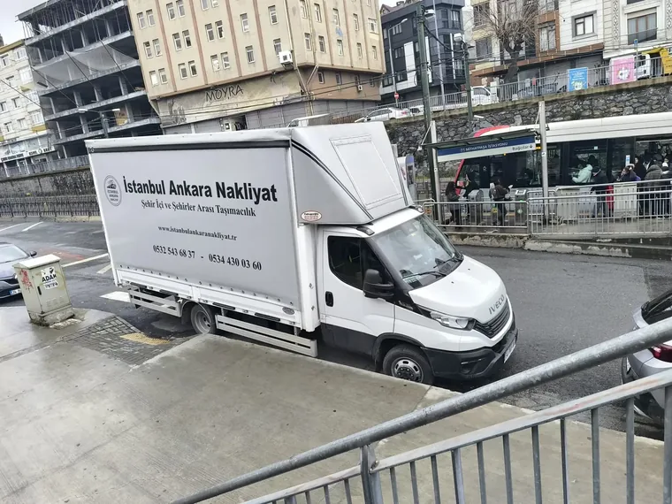 Nakliyat aracımız İstanbul içi sevkiyatta